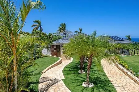 Hospitality Expert Eden Luxe 1 Pool Beach Chef Montego Bay 0*,  Jamaica