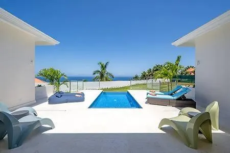 Hospitality Expert Eden Luxe 1 Pool Beach Chef Montego Bay 0*,  Jamaica