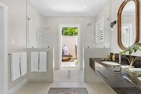Hospitality Expert Eden Luxe 1 Pool Beach Chef Μοντέγκο Μπέυ 0*,